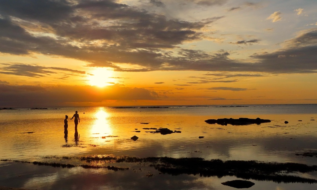 Sunrise on Mauritius beach