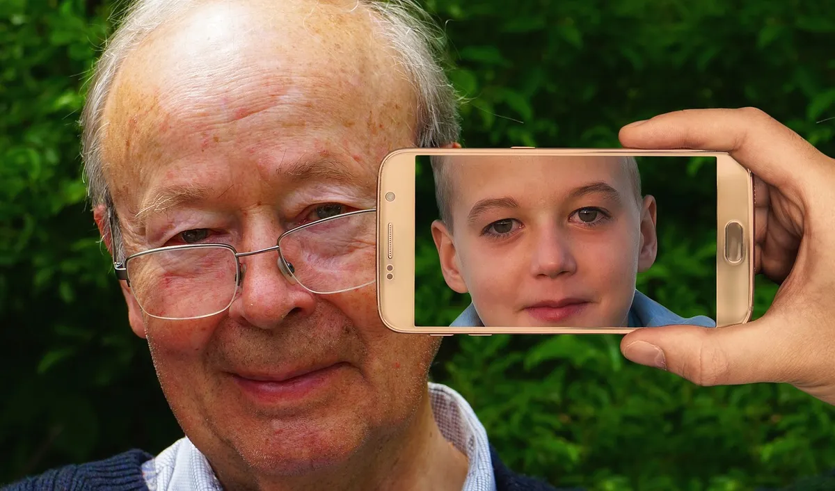 youth, old, smartphone, face, man, boy, child, mobile, discrepancy, difference, eyes, view, double, philosophy, hand, reality, virtual, illusion, imagination, s